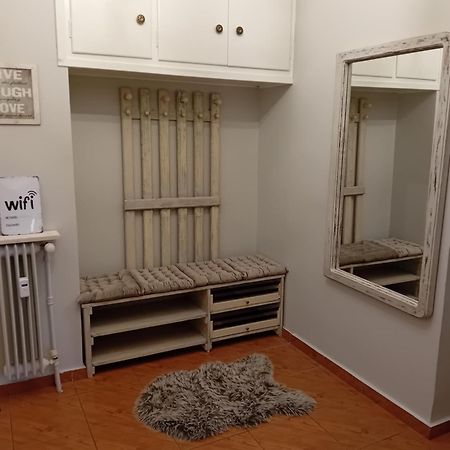 Ferienwohnung Joanna'S Heart Of Athens One Br Charm Balcony View Walk To Tourist Spots Exterior foto
